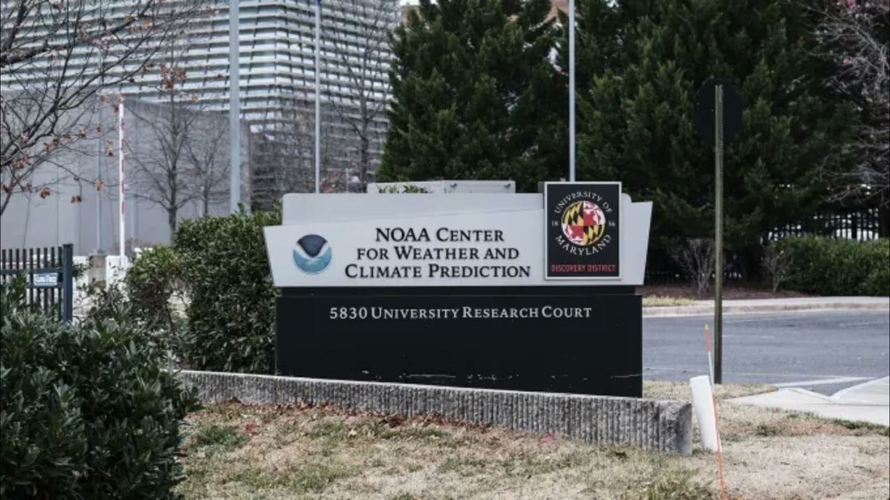 NOAA Lays Off 800 Employees, More Cuts Expected | CISNewsStudio1s