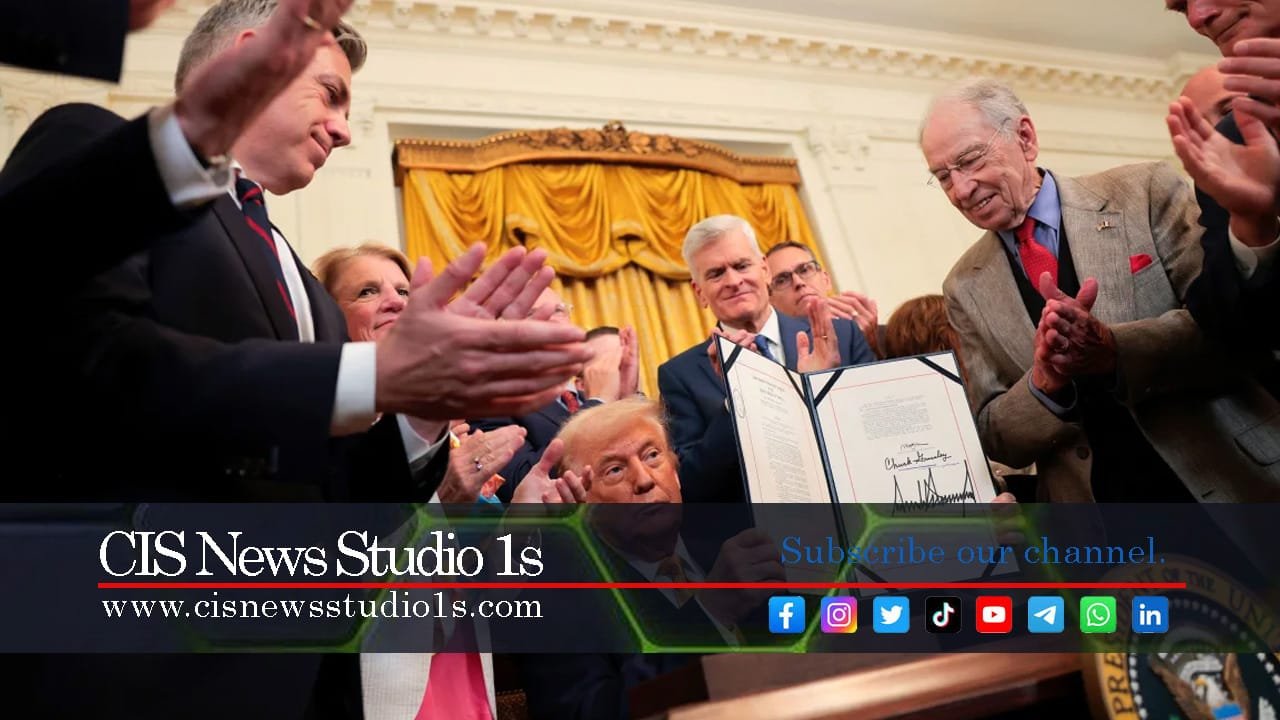 Why Trump’s Chaos Is Hurting His Polls | #CISNewsStudio1s