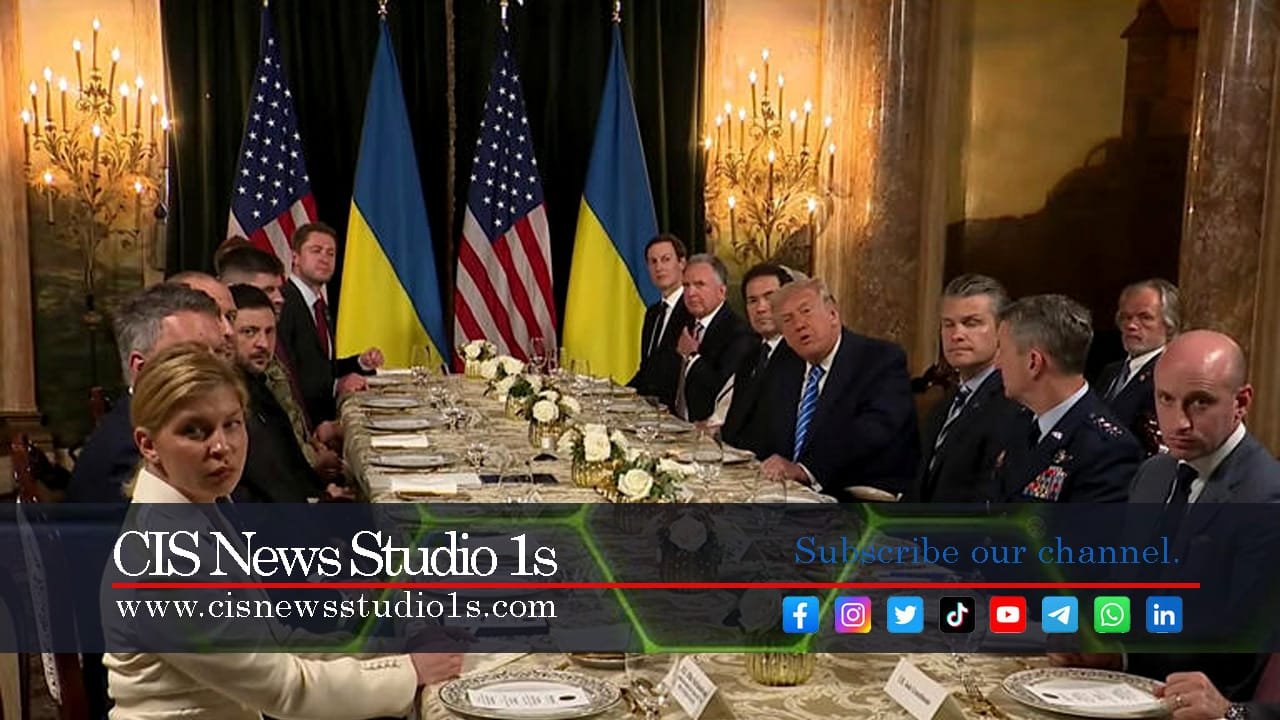 Trump Treats Reporters to Lunch at Mar-a-Lago | CISNewsStudio1s